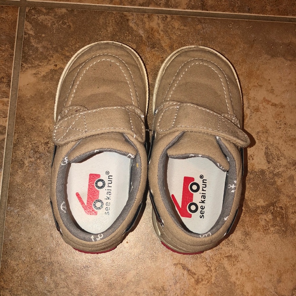 See Kai Run Elias Toddler shoes size 8